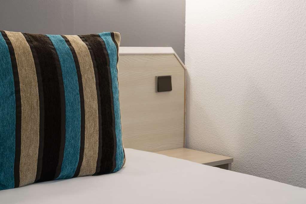 Sure Hotel By Best Western Biarritz Aeroport Anglet Bilik gambar