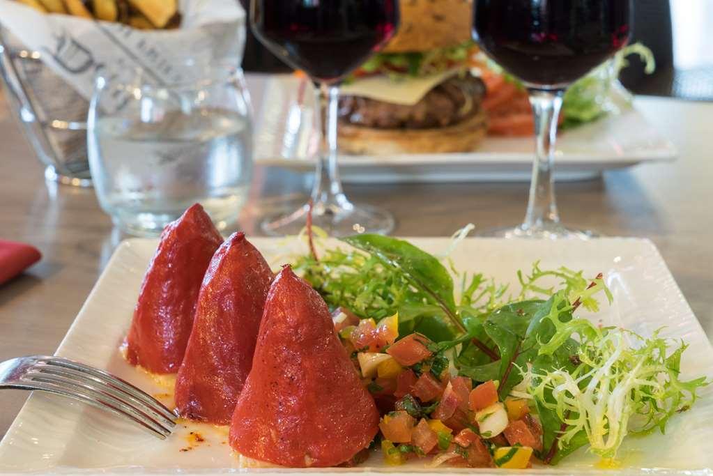Sure Hotel By Best Western Biarritz Aeroport Anglet Restoran gambar